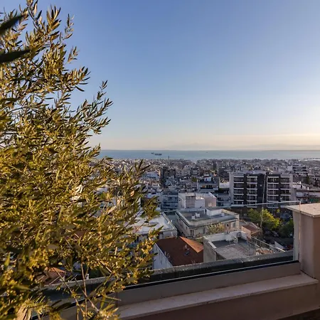 Thea Apartment
